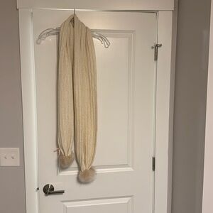 Vineyard vines pompom scarf